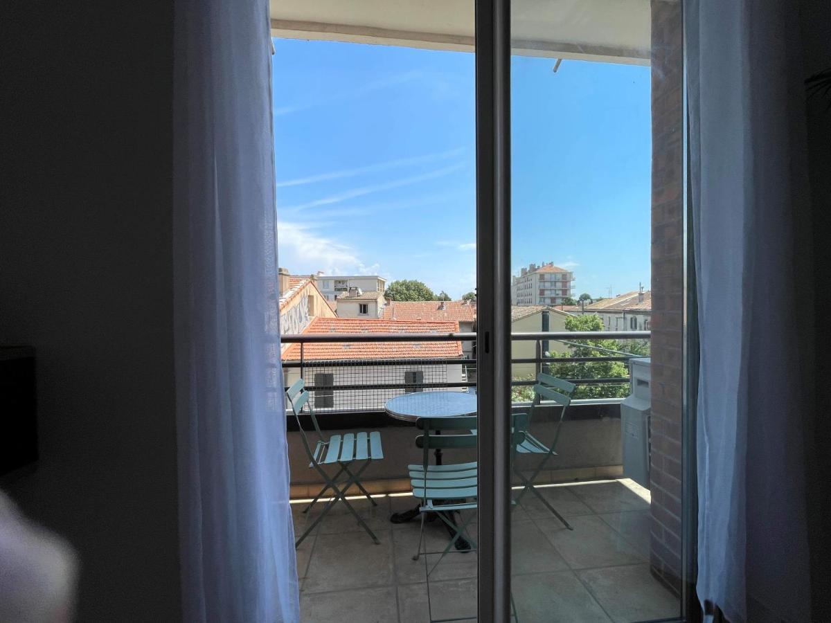 أفينيون Grand Appartement Moderne Clim المظهر الخارجي الصورة